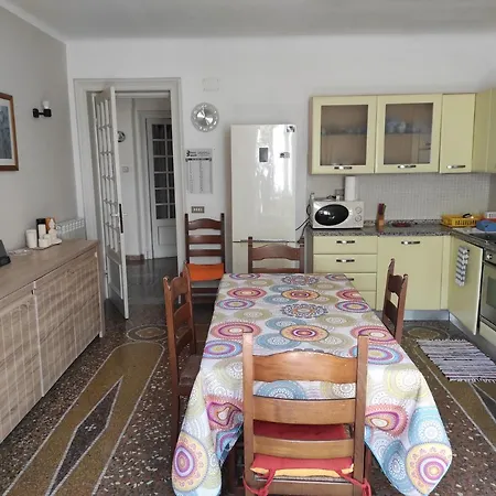 Holiday home 80 Passi Dal Mare